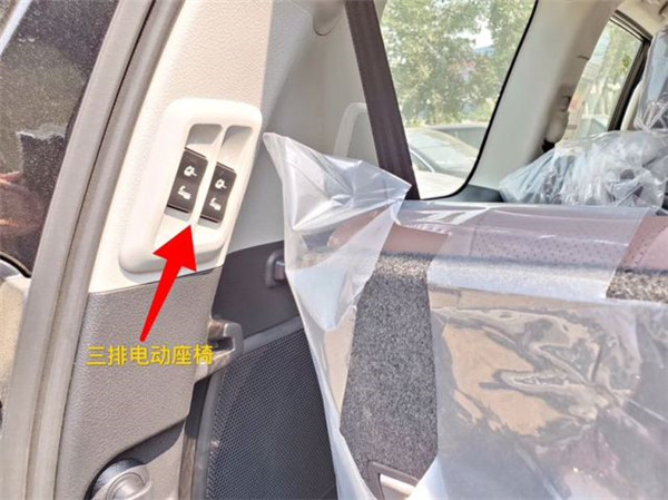 2022款霸道4000vxr顶配kdss版提车,2023款霸道4000顶配kdss版音响效果