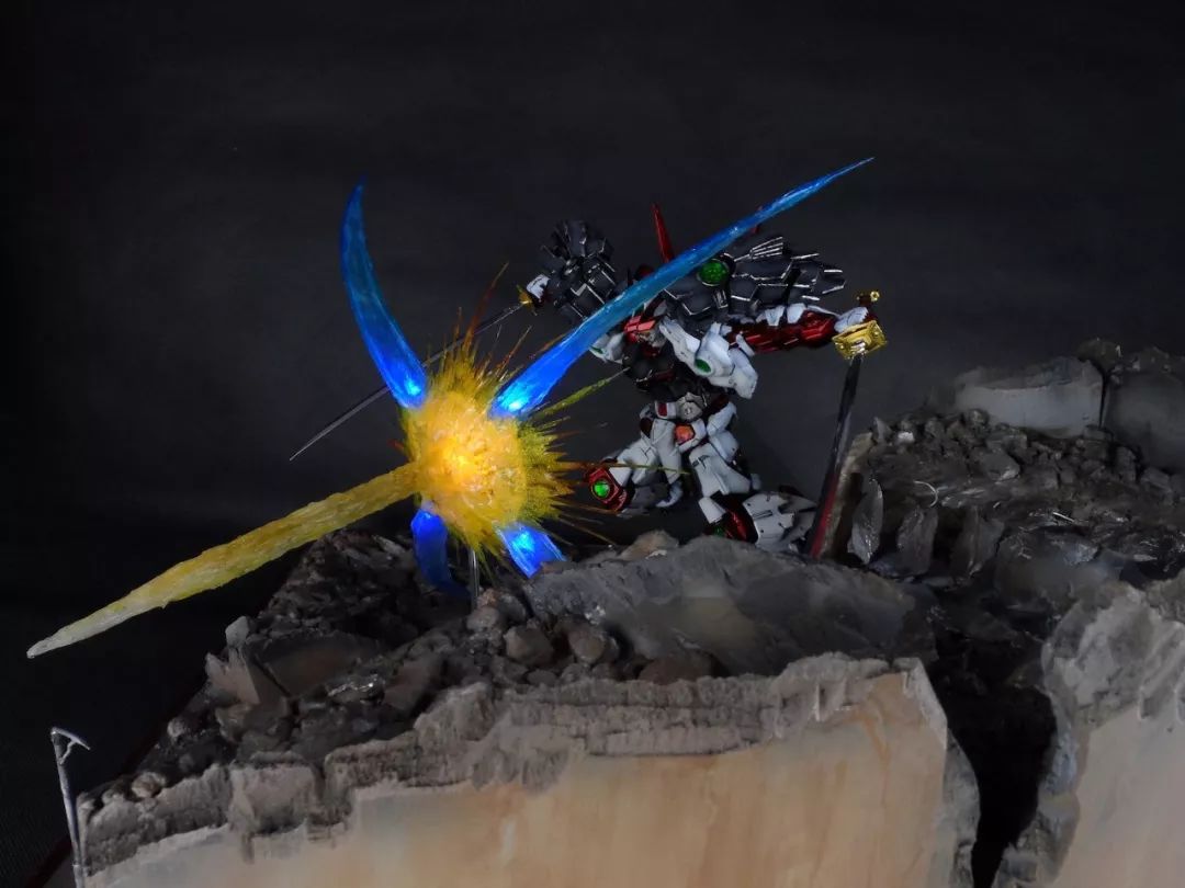 高达模型红异端最强的形态,异端系列高达模型测评