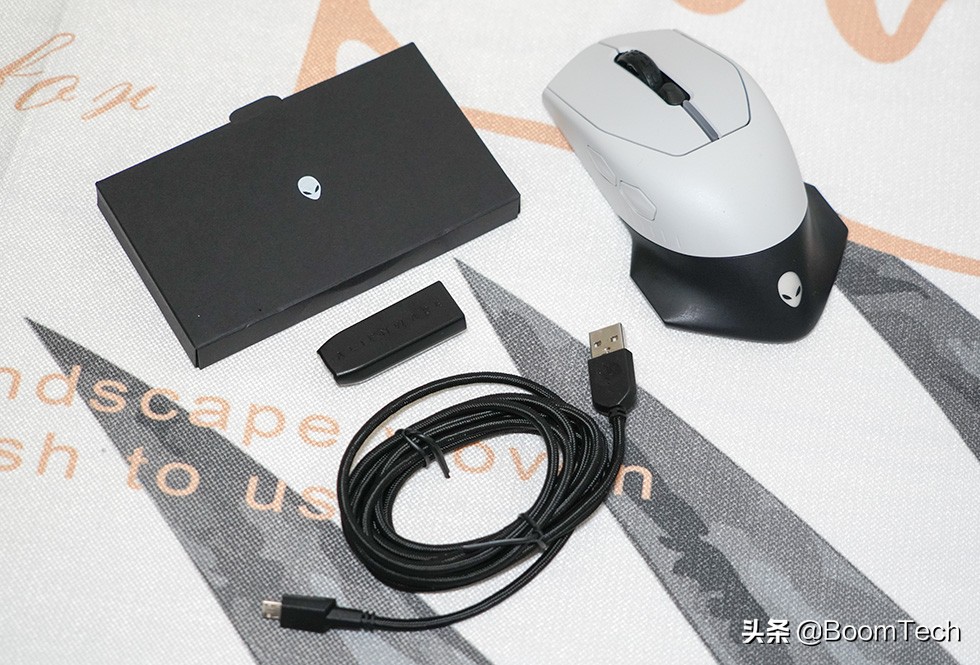 alienwareaw310m鼠标,alienware610鼠标背面