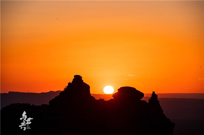 金色甘州：高山平湖