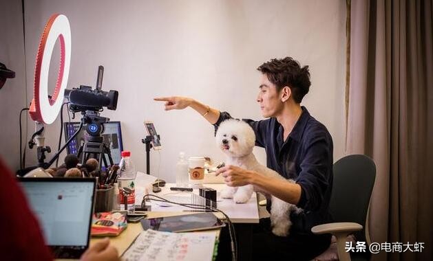 大咖直播带货一单多少钱,达人直播带货真的可以赚钱吗