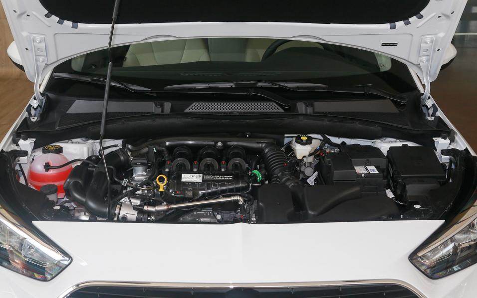 新别克凯越腰斩，8.39万降至4.89万，还能重回巅峰么？