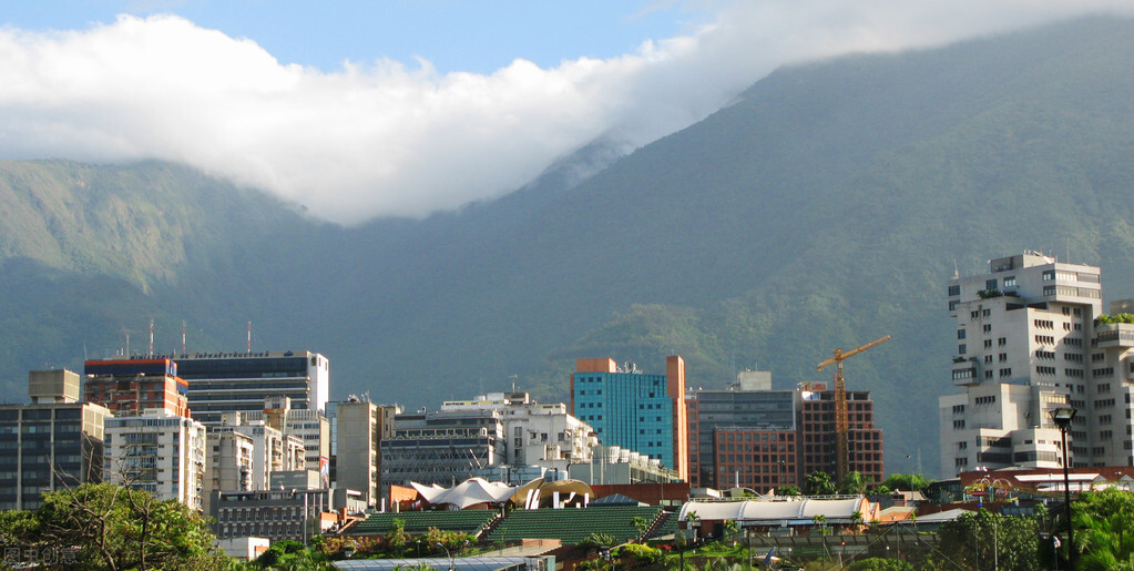 委内瑞拉石油储量高为什么产量少,委内瑞拉石油最多为什么最穷