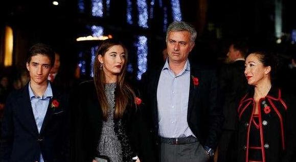 他们的爱情特别的美丽，成为了足球领域中的佳话，不知道你喜欢谁