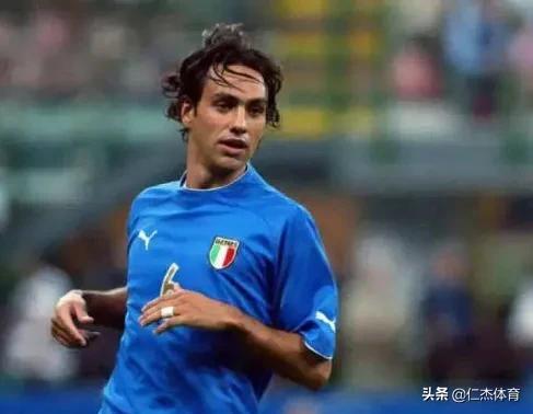 意大利足坛最伟大的十大后卫,意大利足坛最帅十一人
