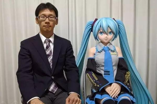 “死宅真恶心”？这是对二次元的偏见，还是理所应当的正义情绪？