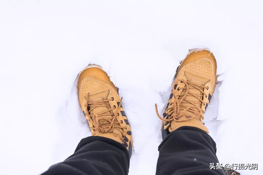 安吉民宿下雪的视频,安吉城堡酒店