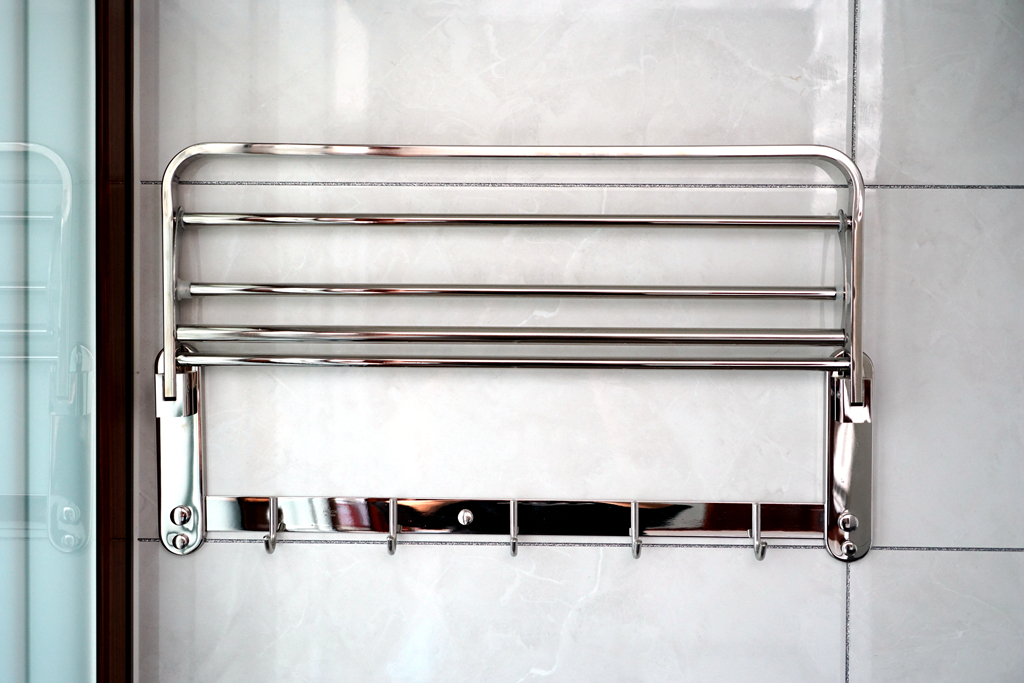 希箭卫浴和统用卫浴哪个好,希箭卫浴用品选择多少价位合适