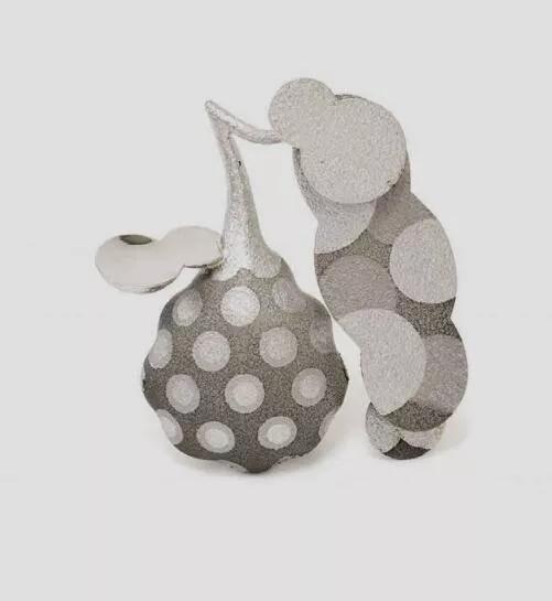 当代艺术首饰与传统文化,首饰艺术的自由表达