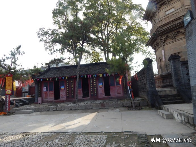 太行山燕山恒山交汇处,恒山是北方重要风景区和道教名山