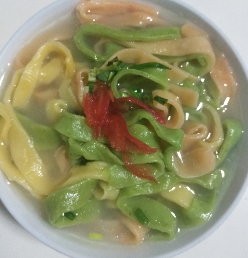 口感好有嚼劲的面条,蔬菜面条味道好