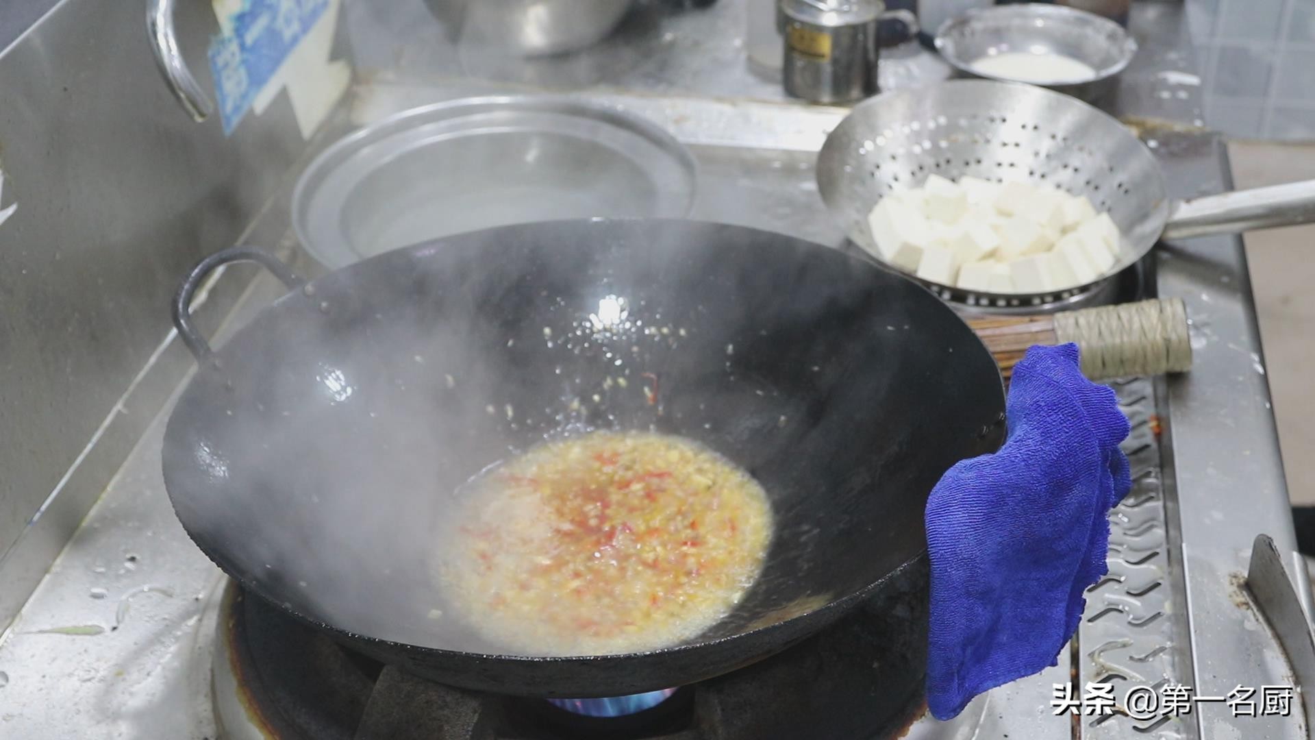 豆腐这样做筋道入味超下饭,豆腐这样做超级下饭