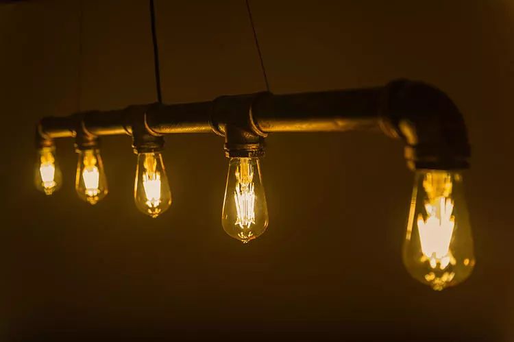 现代照明的发展,照明灯具的发展