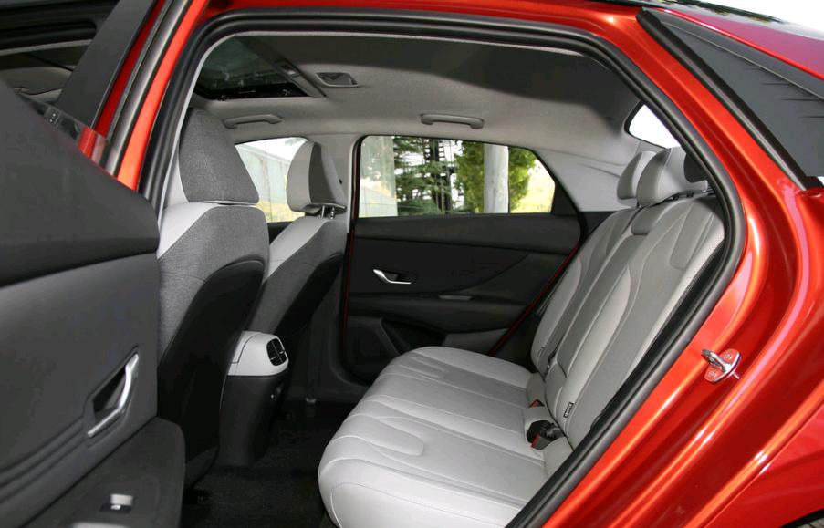 伊兰特车主真实感受和优缺点,04伊兰特1.6自动优缺点