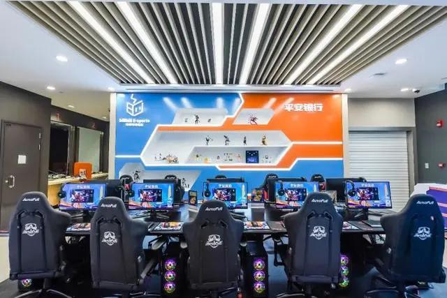 银行网点也搞电竞主题了，这波是你想都想不到的操作