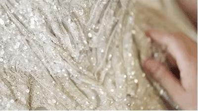 昆凌唐嫣谁漂亮,昆凌婚纱和baby婚纱