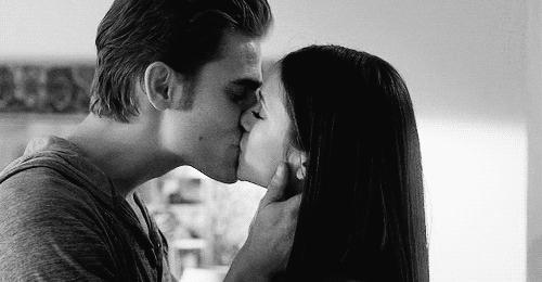 “爸爸，你为什么趴在妈妈身上？”羞羞这件事，请跟孩子这样聊