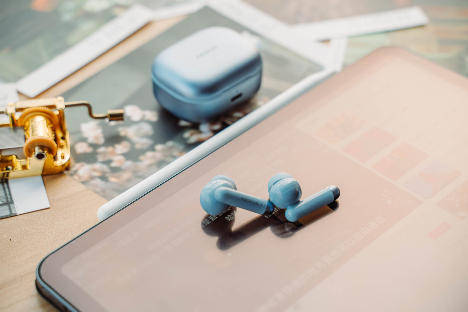 服!想不到诺基亚再现机皇品质的作品,出现在当前最热的耳机上