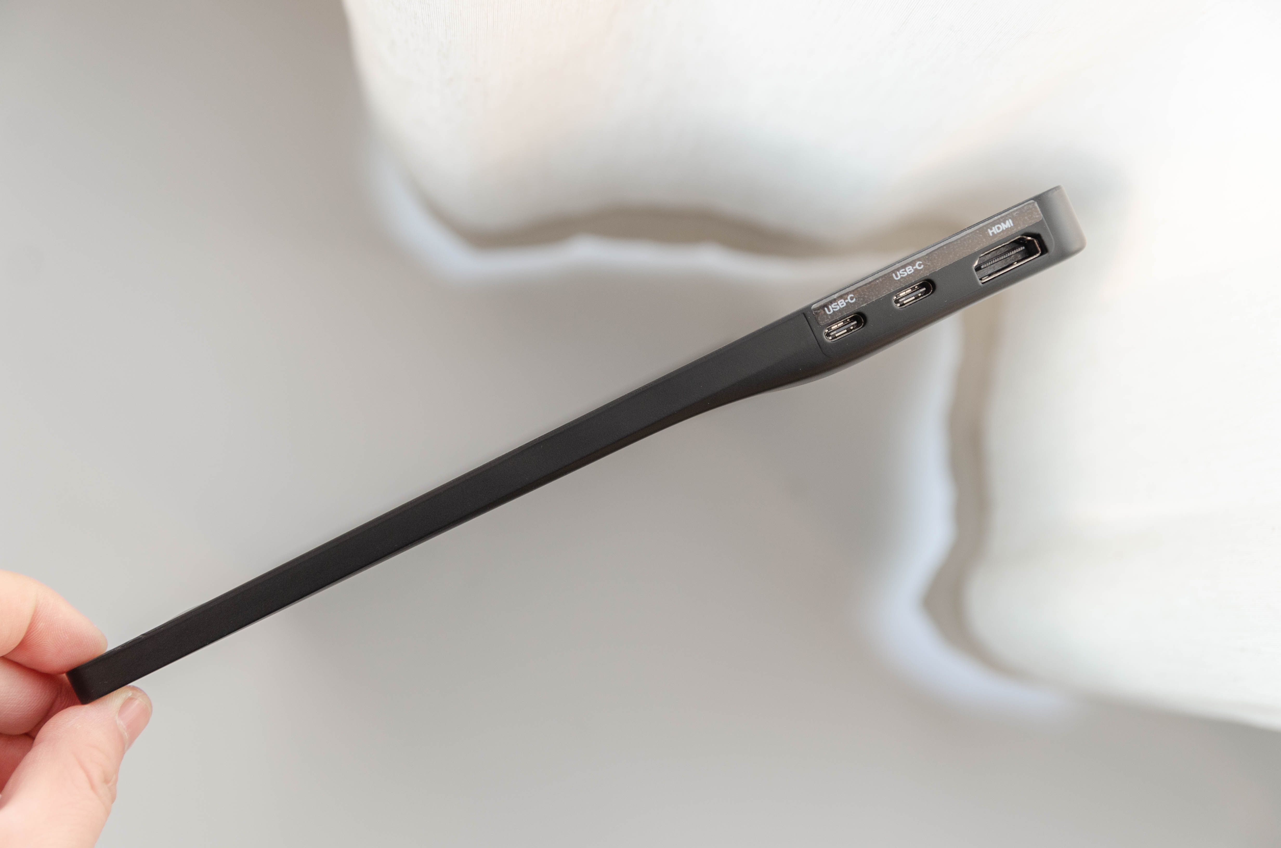 不要NUC、Mini-STX，一部手机+便携屏完成极致口袋办公