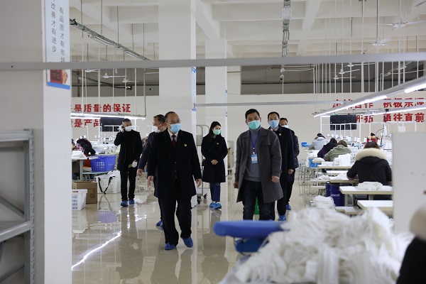 战疫影像|企业复工,检察同行