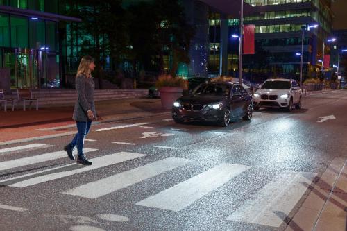 飞利浦新极昼光led灯,飞利浦官方旗舰汽车led灯