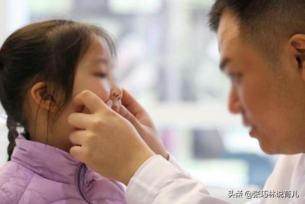 4岁宝宝嘴里难闻吃什么,8岁孩子嘴里很大一股腐臭味道