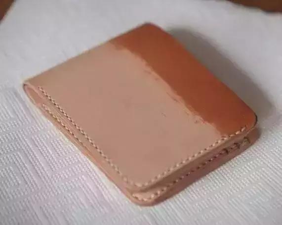 上千元的包包旧了怎么办,几百元的包包最好怎么保养