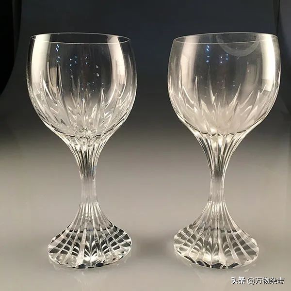 百万网友围观用剪刀剪玻璃，其实这是流传了数百年的化学技术