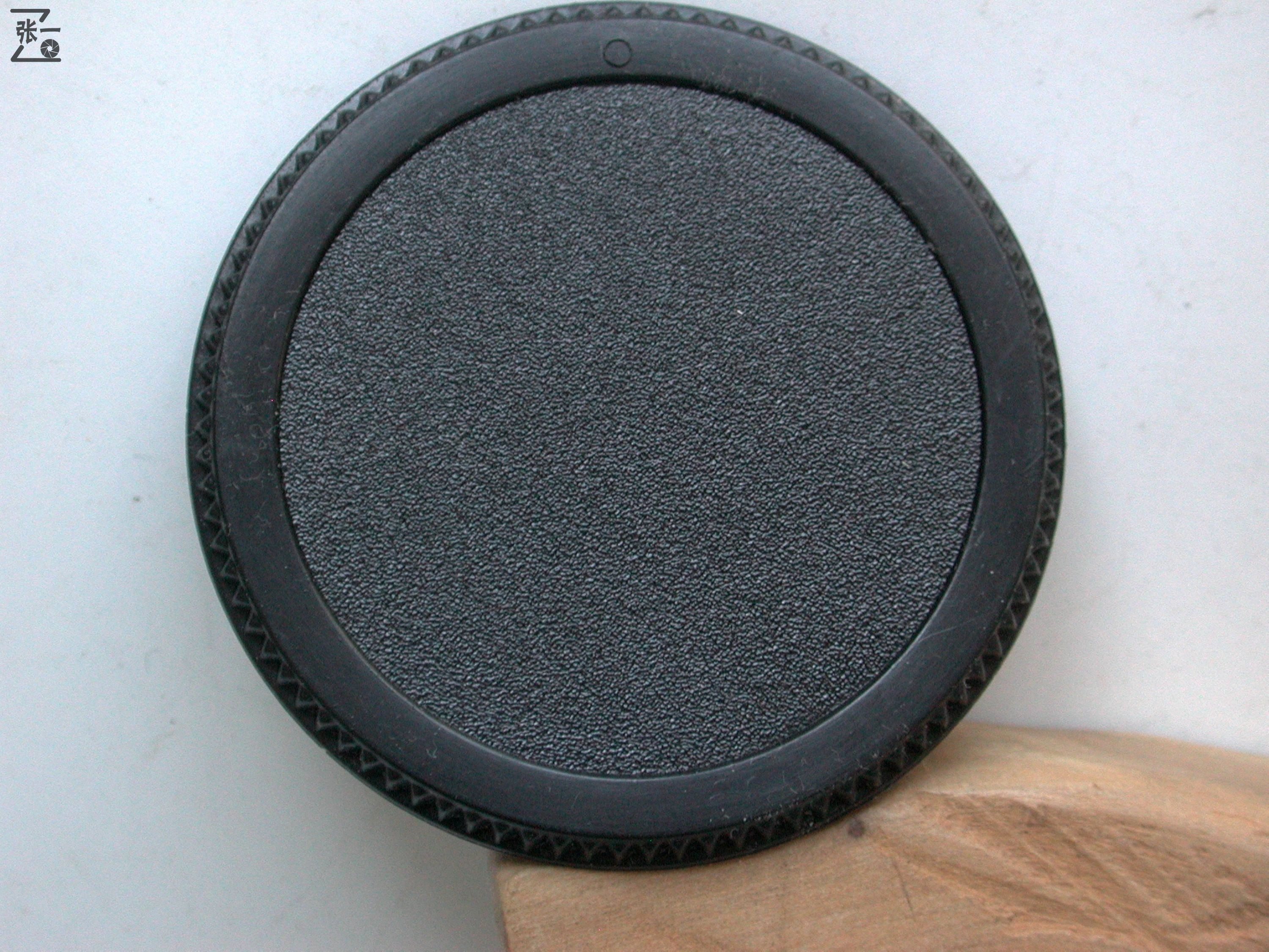 中国重庆生产的明佳MingcaMCK1000单反照相机