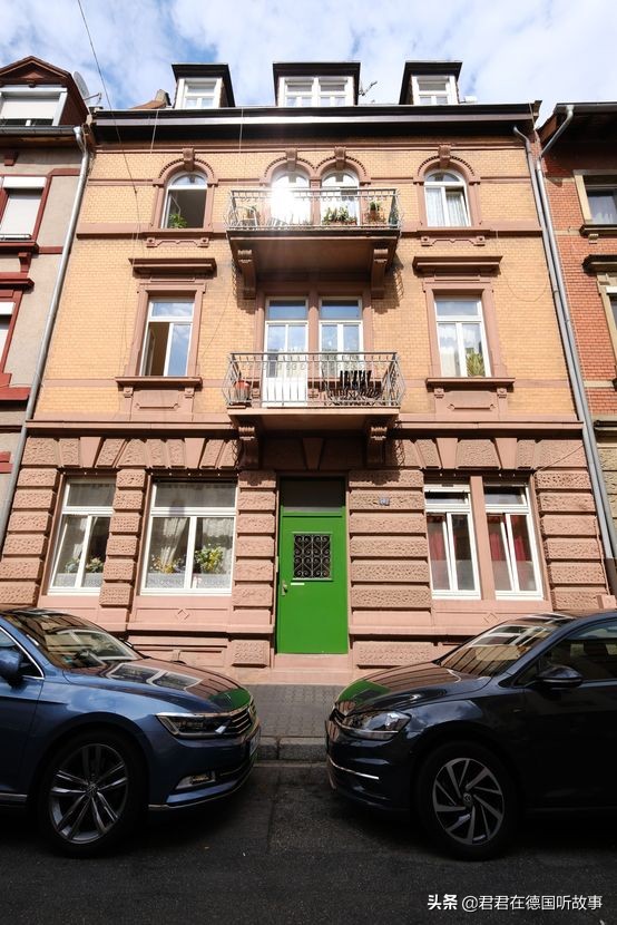 德国25岁小伙子坐拥3套房产日常生活让人看哭了