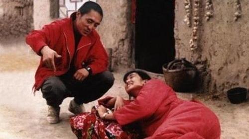 19岁的陈婷，为何会爱上50岁的张艺谋，还甘愿为他生下3个孩子？