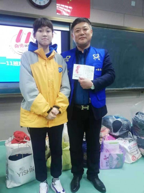 众志成城战疫情爱心捐款显真情,众志成城战疫情凝聚力量守家园