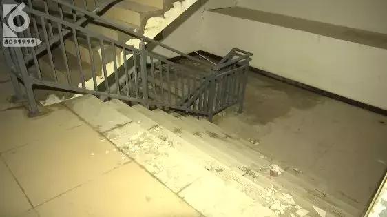 接不到房，汇都国际业主无奈“另类”入住