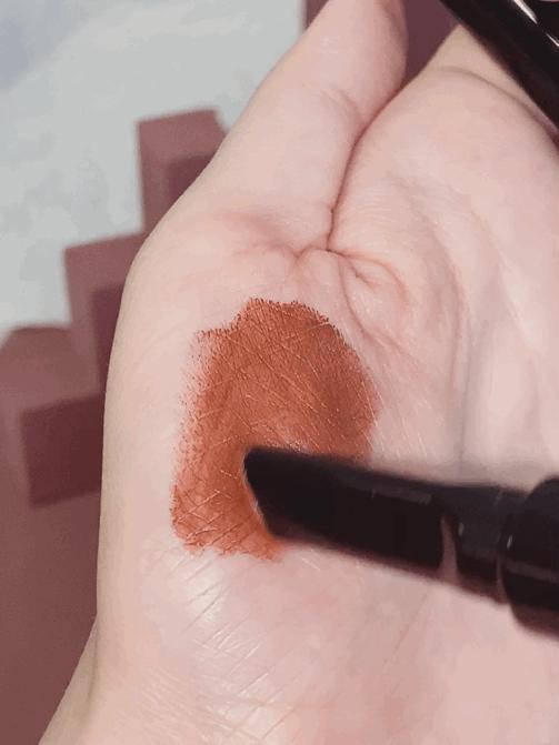 口红怎么选白皮的好用一点,韩系欧美口红都要怎么挑