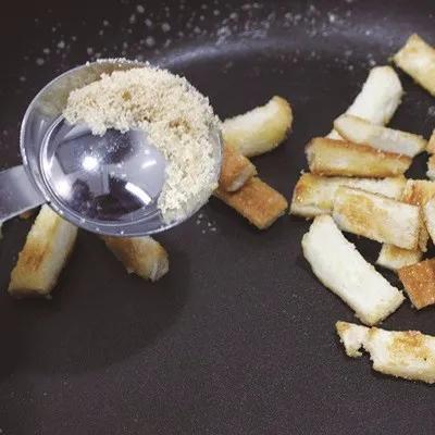 吐司放凉后变硬了怎么办,吐司变硬了怎么回软