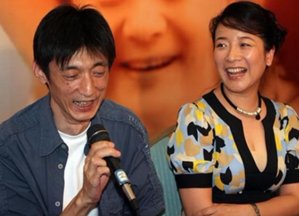 10位出轨男星的老婆与小三对比,唯一允许妻子出轨的男星