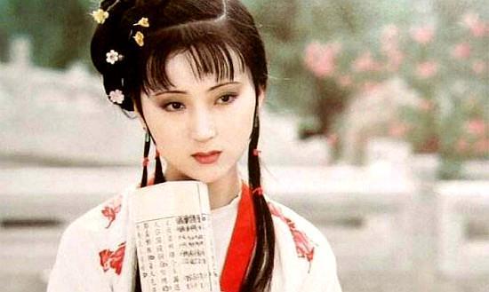 少年只觉黛玉真，成年方晓宝钗妙