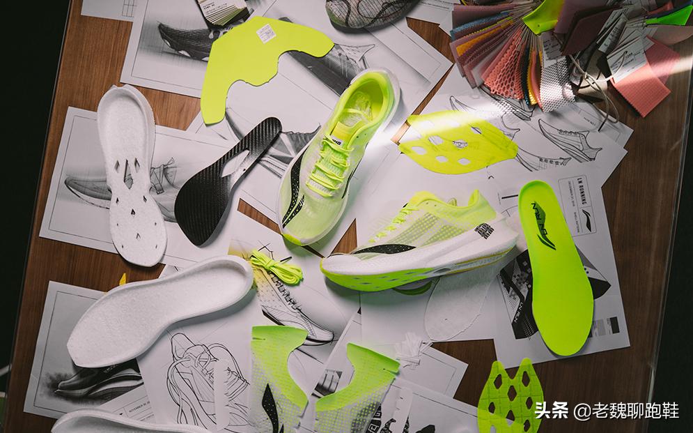 是李宁的飞电好还是高配版绝影好,是李宁的跑鞋好还是耐克的跑鞋好