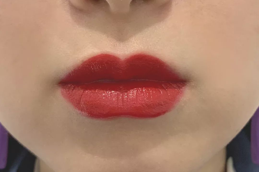 正红色的口红哪种最好用,无滤镜口红哪种好用女士