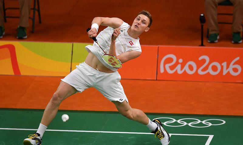 为什么打好高远球，就是半个高手，原因在这里，附加高远球要领！