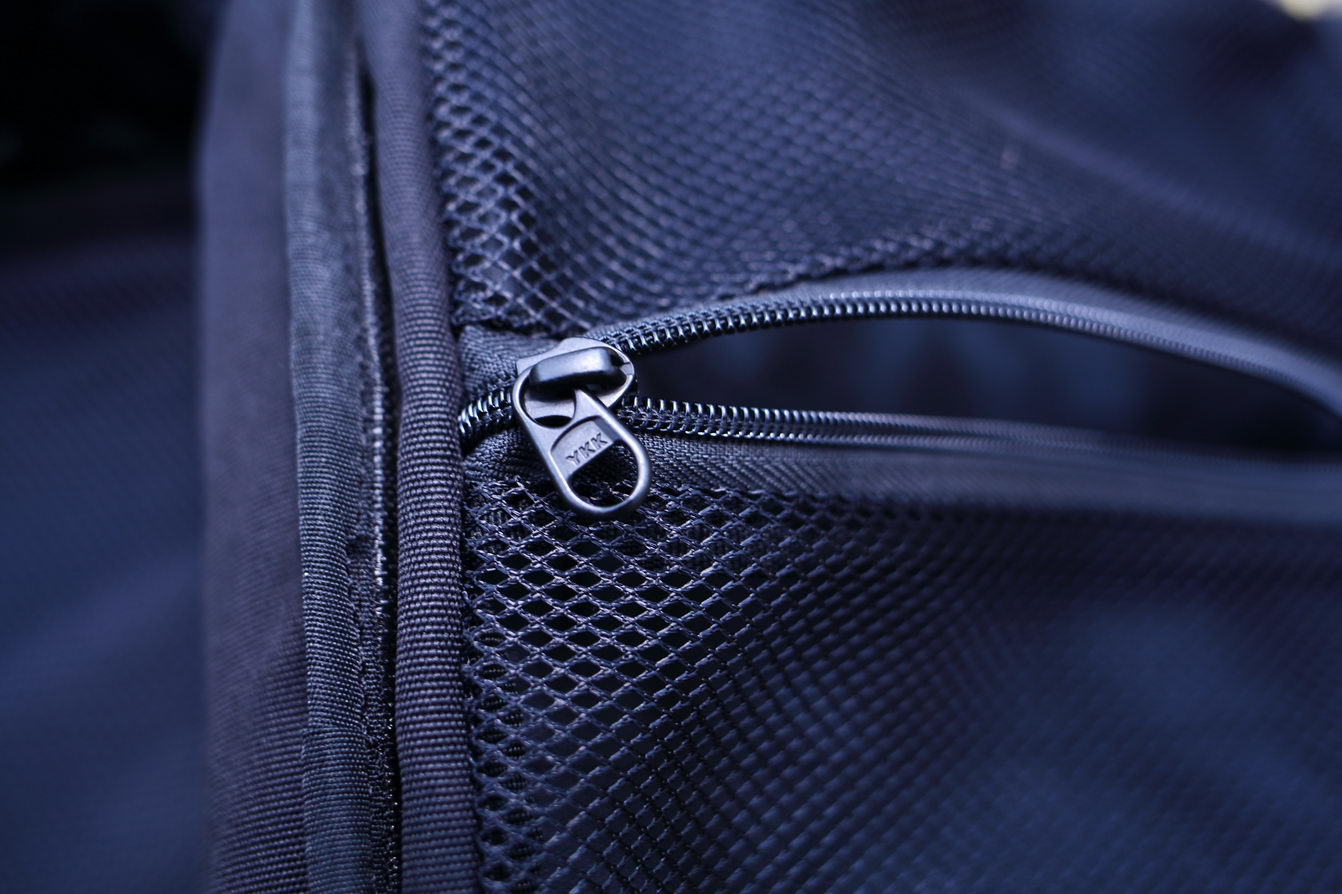 包行天下NITECOREBP25大容量双肩包