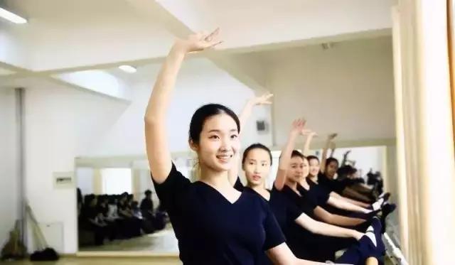 灞卞笀闄勪腑鍒嗘牎,鑿忔辰灞卞笀闄勪腑