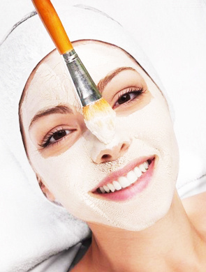 鼻子上黑头怎么去除不要钱,鼻子上的黑头怎么去除美容院