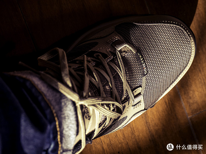 阿迪达斯耐磨实战篮球鞋灰蓝开箱,阿迪达斯新出的boost球鞋