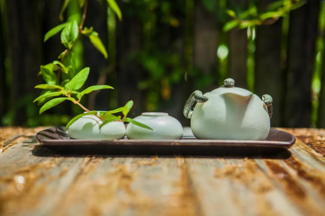 睡不踏实老是醒吃什么药,睡觉爱醒睡不踏实睡眠少怎么回事