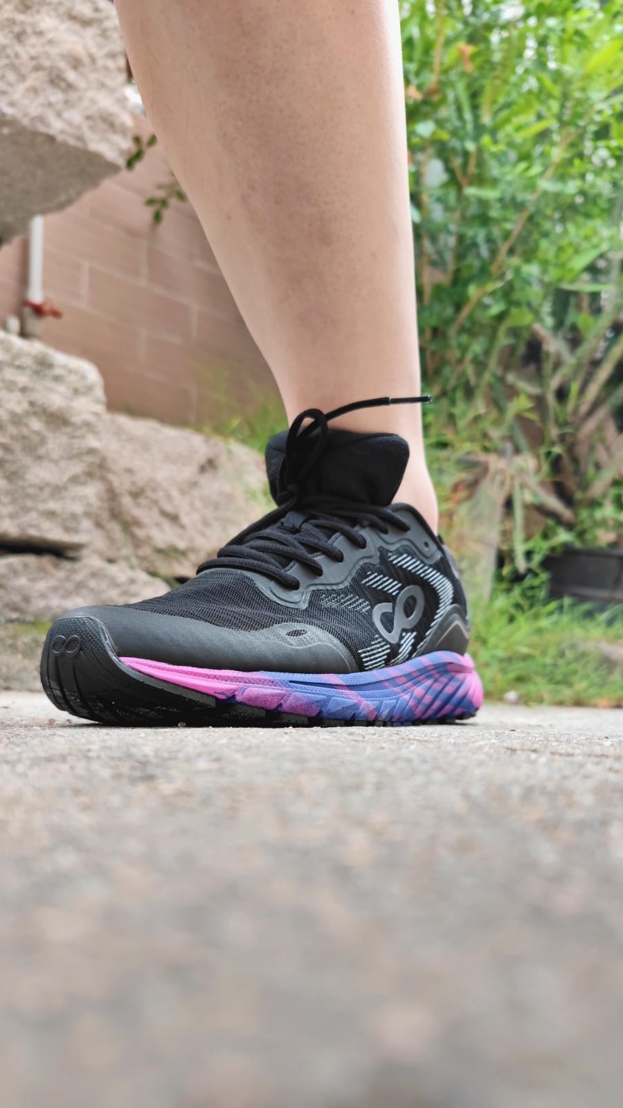 咕咚10k悦弹和10kpro区别,咕咚跑鞋有什么特点和优点