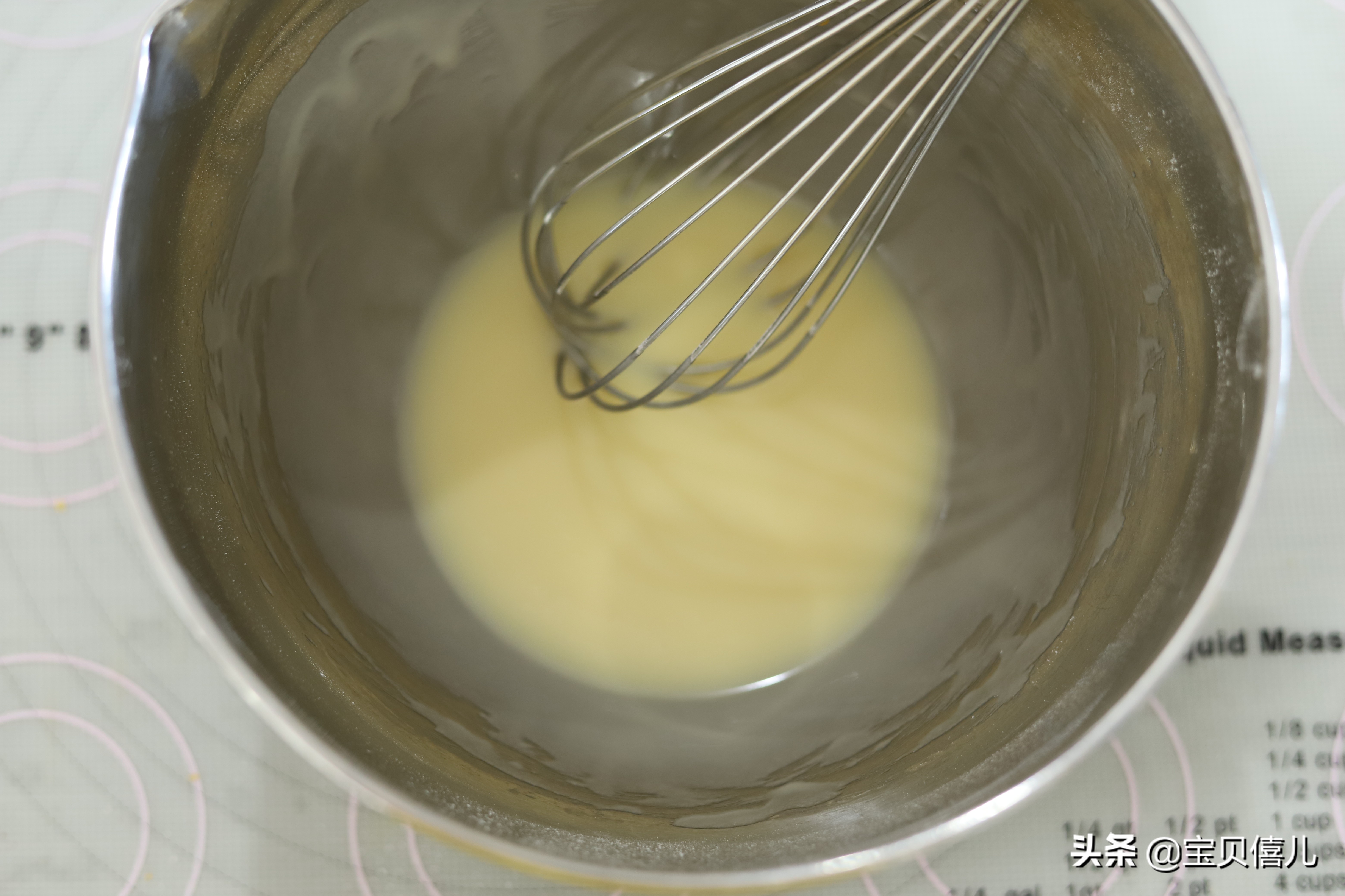 柔软细腻不开裂不回缩纸杯蛋糕,可可酸奶杯子蛋糕的做法