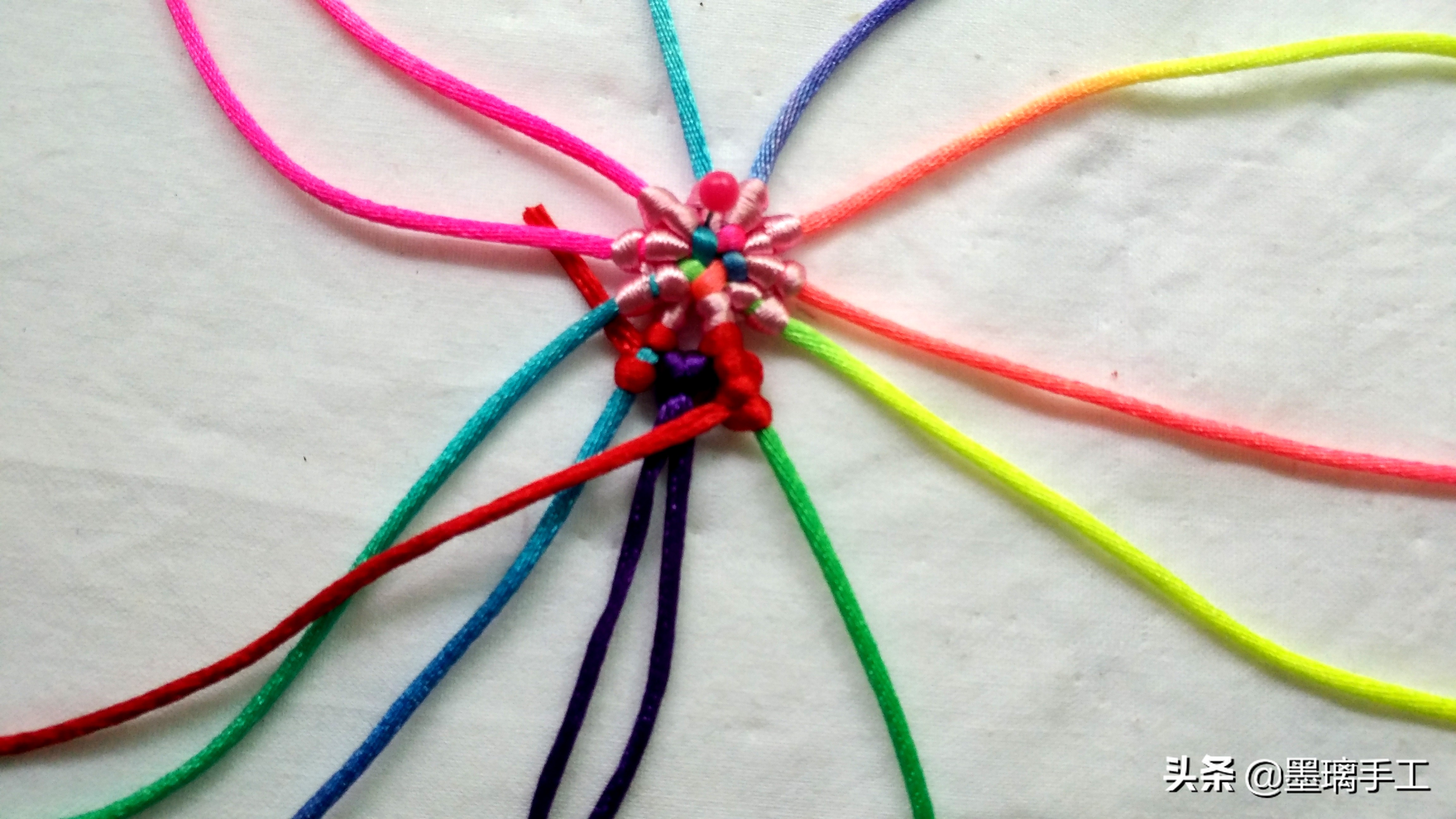 手工编绳大挂饰教程,手工编绳立体花朵挂毯视频教程