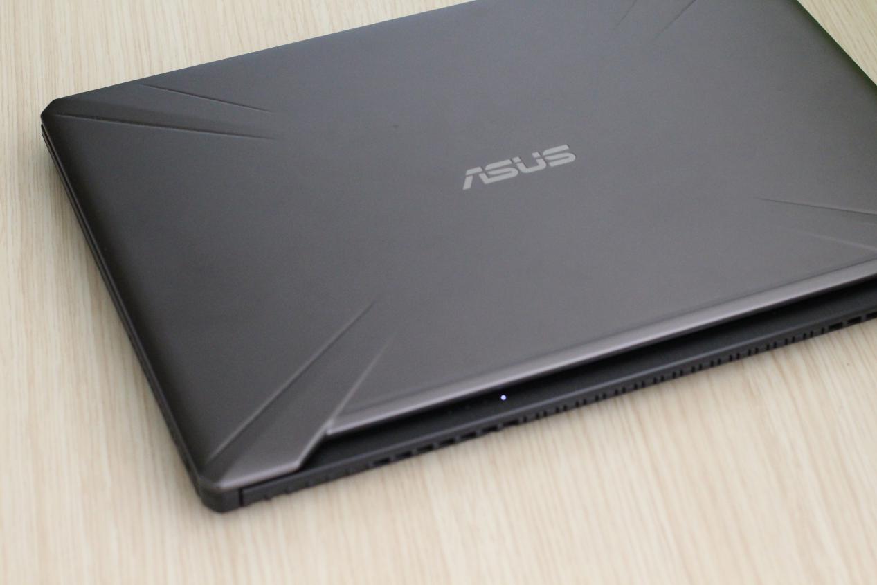 华硕飞行堡垒6测评,华硕飞行堡垒61060版测评