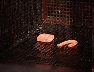 把锁锁上了怎么弄下来,锁怎么样是锁上的